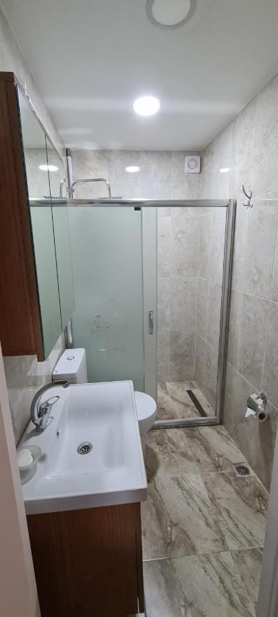 Golden Tulip Suite Apart Istanbul Exterior photo