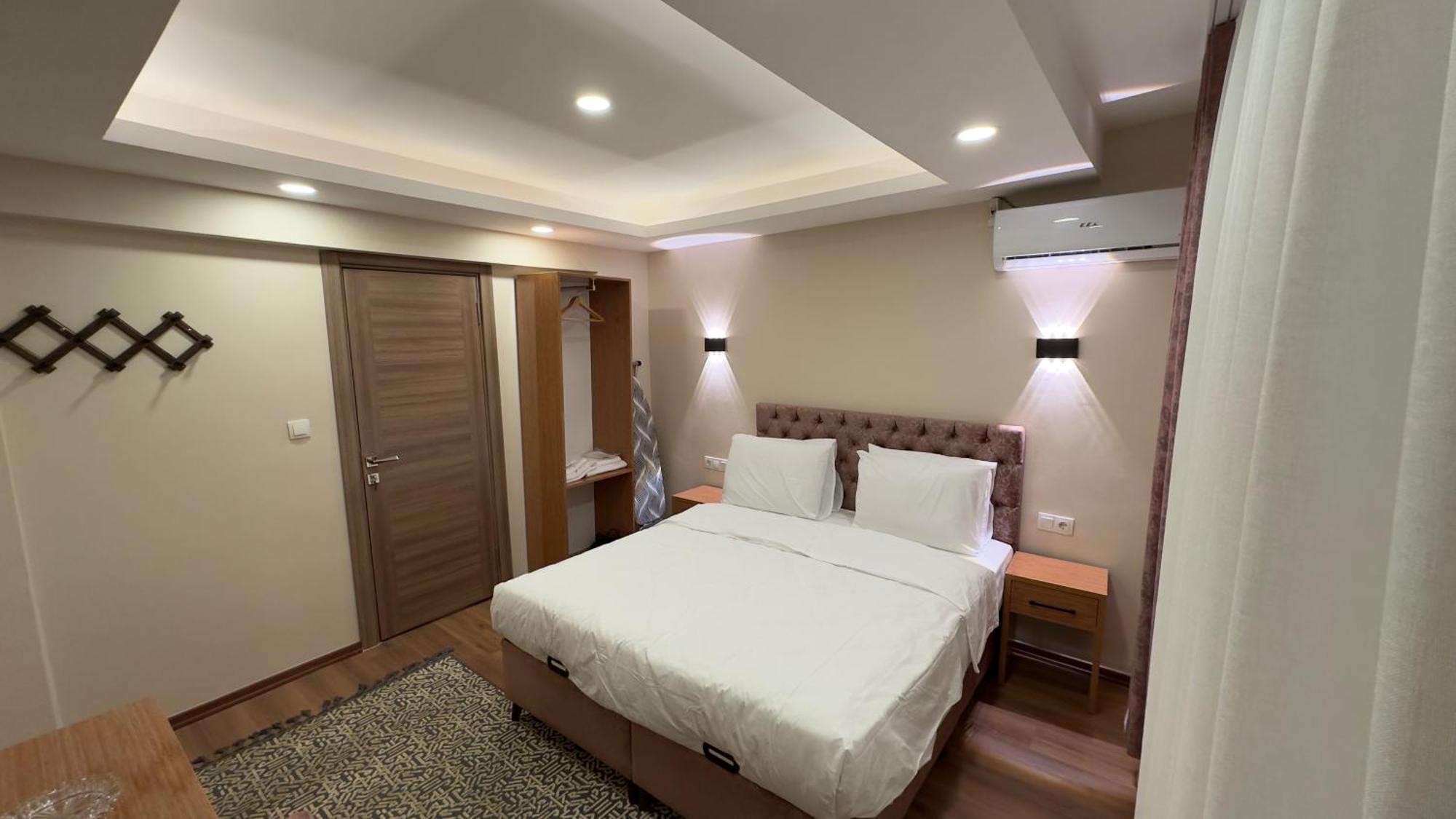 Golden Tulip Suite Apart Istanbul Exterior photo