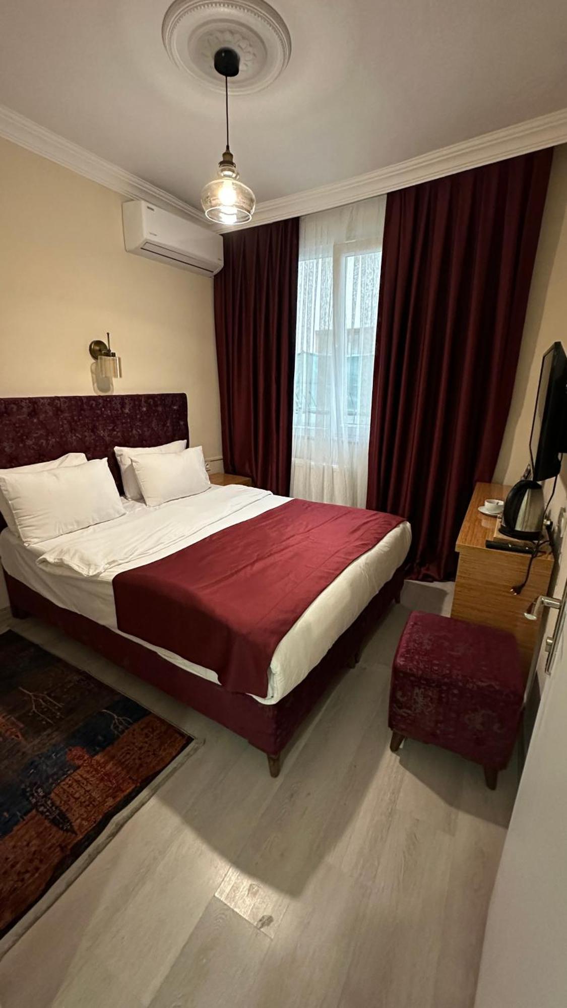 Golden Tulip Suite Apart Istanbul Exterior photo